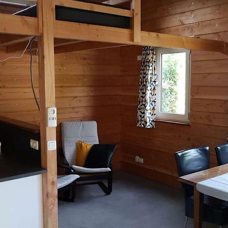 Chalet - Camping 'T Dekske Wintelre Exteriör bild